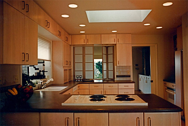 Euro With Shoji Screens